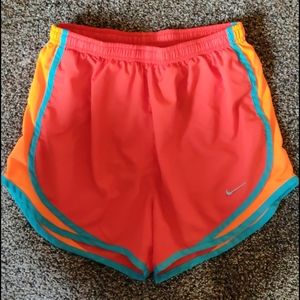 Nike tempo shorts XS
